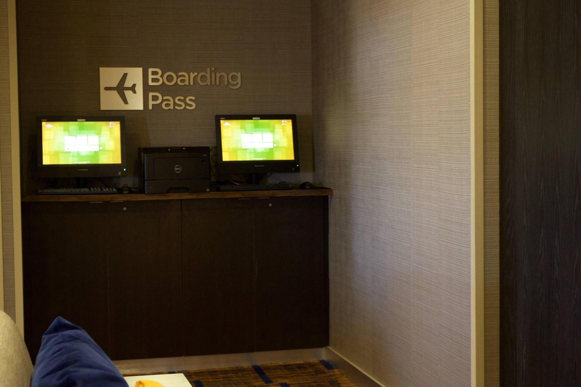 Courtyard By Marriott Asheville Airport Fletcher Exterior foto
