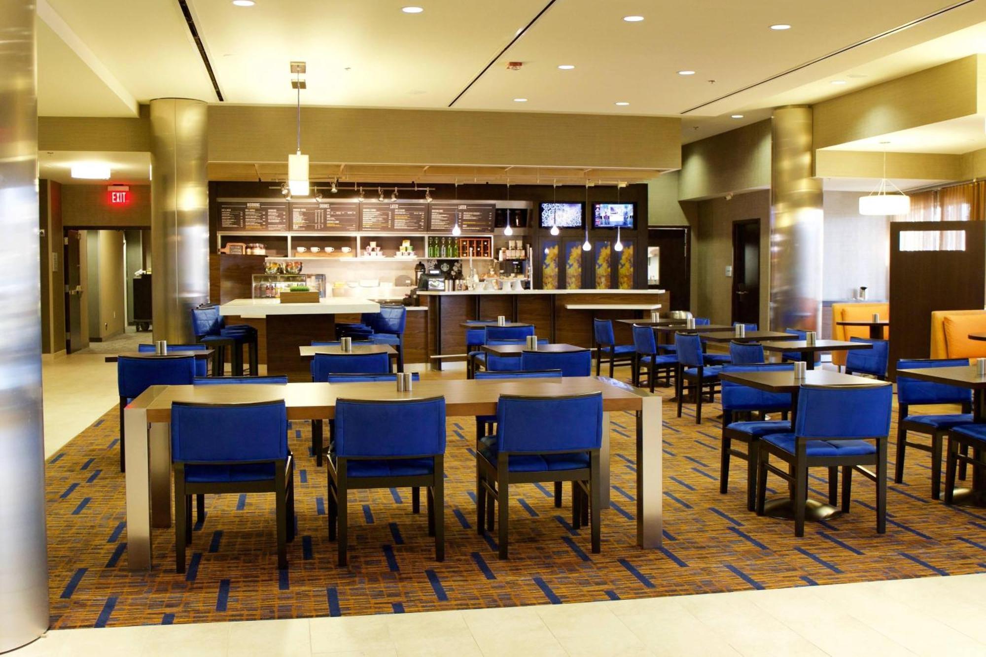 Courtyard By Marriott Asheville Airport Fletcher Exterior foto